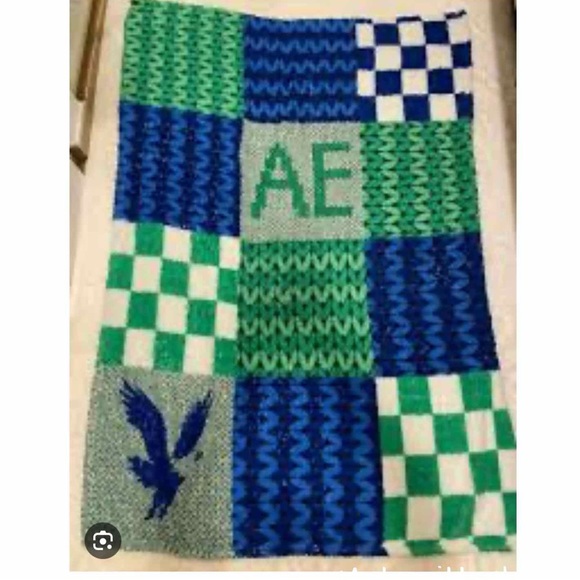 American Eagle Fleece Blanket, NWT - Picture 3 of 9